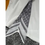 Louis Vuitton 2025SS Spring/Summer Collection 🩶 Women’s Tie-Neck Short-Sleeve T-Shirt - 100% Premium Cotton - Image 4