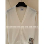 BURBERRY 2025 Early Fall Collection 🐑 Equestrian Embroidered Cardigan - 100% Wool V-Neck Knit Coat - Image 13
