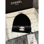 Chanel 25B Fall/Winter Collection ❄️ Towel-Embroidered Logo Set - 100% Kashmir Cashmere Scarf/Beanie/Gloves - Image 19