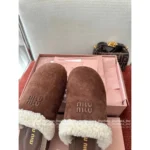 miumiu 2025SS Early Fall Collection 🐻 Women's Sherling Mule Slippers - Classic Letter Logo & Cloud Comfort (3 Colors Available) - Image 9