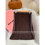 miumiu 2025SS Early Fall Collection 🤎 Maillard Color-Block Hoodie - Zip-Up Notch Collar Pullover & Brown Knit Skirt - Image 9