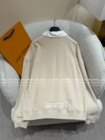 Louis Vuitton 2025SS Early Fall Collection 🤍 Mock Two-Layer Zip Hoodie - V-Neck Panel Pullover with Embroidered Logo - Image 16