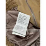 miumiu 2025SS Early Fall Collection 🤎 American Retro Jacket - Khaki Leather Logo Notch Collar Coat - Image 4