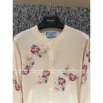 Chanel 🌷 2025SS Early Autumn New Collection Jacquard Tie-Dye Floral Embroidered Loho Wool Knit Cardigan for Women - Image 12