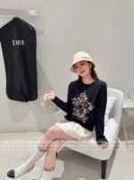 Dior 2025 Early Autumn Collection ⭐️ Colorful Yarn Jacquard Logo Sweater - Round Neck Star-Pattern Wool Knit Women's Pullover - Image 10
