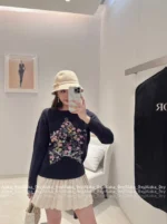 Dior 2025 Early Autumn Collection ⭐️ Colorful Yarn Jacquard Logo Sweater - Round Neck Star-Pattern Wool Knit Women's Pullover - Image 36
