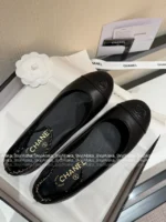 Chanel 2025B Early Fall Collection 🐼 Color-Block Mary Janes - Leather Chain Strap Two-Tone Pumps - Image 22