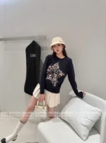 Dior 2025 Early Autumn Collection ⭐️ Colorful Yarn Jacquard Logo Sweater - Round Neck Star-Pattern Wool Knit Women's Pullover - Image 33