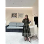 Chanel 2025A Fall/Winter Haute Atelier Collection 📜 Green Vintage Tweed Set - Belted Robe Blazer & Matching Midi Skirt - Image 15
