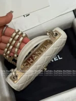 Chanel 2025S Sakura Pink Collection 🌸 Trendy CC Chain Bag - Heavy Crystal Letter Logo & Handle ⛓️ - Image 4