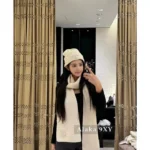 Chanel 2024N Ski Collection 🖤 Heavyweight Cashmere Scarf / Knit Beanie with Metallic Logo - Ultra Warmth & Face-Slimming Effect - Image 17
