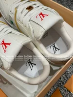 Louis Vuitton Premium 2025 Summer Couple Trainer Sneakers ✨ Embroidered Badge Detail - Gift Box Packaging - Image 24