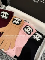 Chanel 25B Fall/Winter Collection ❄️ Towel-Embroidered Logo Set - 100% Kashmir Cashmere Scarf/Beanie/Gloves - Image 21