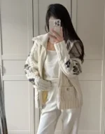 Chanel 2024N Coco Neige Ski Collection 🆕 Jacquard Logo Cardigan - Zip-Front Knit Jacket with Artisanal Crochet - Image 30