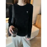 Dior 2025 Early Fall Collection 🐝 100% Comfort Logo Tee - Bee-Embroidered Round Neck Long Sleeve