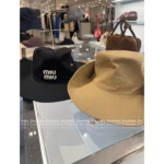 miumiu 2025 Spring/Summer Collection 🎩 Embroidered Letter Logo Fisherman Hat - Western Style Wide Brim for Sun Protection & Face Slimming