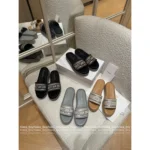 Dior 2025 Spring/Summer Collection ⭐️ Heavyweight Embroidery Platform Slides - Leather Upper w/ Jacquard Logo & Chunky Sole