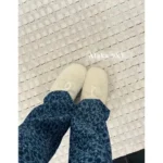 Chanel 2025 Fall/Winter Collection 🦙 Plush Big Logo Slippers - Extra-Thick Wool & Chunky Platform Sole - Image 9