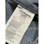 ALEXANDERWANG 2025SS Spring/Summer Collection 💙 High-Waist Denim Shorts - Slimming Fit with Metal Chain Key Belt 🔑 - Image 13