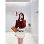 miumiu 25SS Early Fall Collection 🐻 Fake Two-Layer Knit Sweater - Preppy Brown Letter Logo Cropped Pullover - Image 9