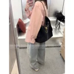 Chanel Jennie's Private Style 🖤 2025SS Early Spring Heavy Denim Tote Bag - Detachable Metal Chain ⛓️ & Drawstring Design*30*15cm💲370 - Image 3