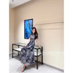 Dior 2025 Spring/Summer Collection 🌿 Forest Floral Print Maxi Dress - Short Sleeve Elegance with Botanical Motifs - Image 3