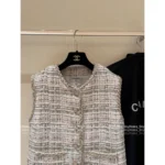 Chanel 25A Early Fall Collection 💛 Haute Atelier Waistcoat - Gold-Thread Woven Tweed Vest w/ Crystal Buttons - Image 5