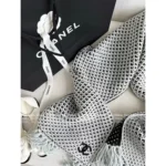 Chanel 25B Fall/Winter Collection 🧣 Black-White Cashmere Scarf - Gold Thread Fringe w/ Heart Jacquard Logo - Image 7