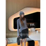 Dior 2025 Early Fall Collection 🐝 100% Comfort Logo Tee - Bee-Embroidered Round Neck Long Sleeve - Image 8