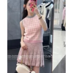 THOM BROWNE 2025SS Spring/Summer Collection 👧 Grey-Pink Plaid Knit Set - Round Neck Vest/Cardigan - Image 4