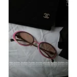 Chanel 2025S Resort Runway Collection 🎀 Y2K Retro Babe~ - Pink Color-Block Round Sunglasses 🕶️ w/ Crystal Accents - Image 3