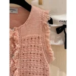 Chanel 2025P Early Spring Resort Collection 🏖️ Runway Crochet Vest - Heavy Fringe & Crystal Buckle / Sleeveless Knit Top - Image 10