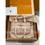 Louis Vuitton Classic Versatile "Rich Girl Must-Have"❗️ New Speedy 20 Handbag/Bowling Bag - Crossbody Shoulder Bag for Women - Image 3