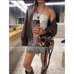 miumiu 2025SS Spring/Summer Collection 🤎 Must-Have "Spicy Girl" Set❗️ Vintage Maillard Tone Letter Logo Jacket / High-Waist Emblem Pleated Skirt - Image 3