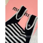 miumiu 2025SS Spring/Summer Collection 🖤 Letter Logo Sleeveless Vest - Color-Block Straps & 100% Imported Wool - Image 15