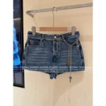 ALEXANDERWANG 2025SS Spring/Summer Collection 💙 High-Waist Denim Shorts - Slimming Fit with Metal Chain Key Belt 🔑 - Image 9