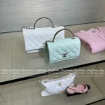Chanel New Colorway🌈 First Stock In! - 2025S Coco Crush Handle Square Bag ⛓️ Multi-Way Crossbody/Handheld - Image 17
