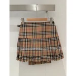 BURBERRY 25 Spring/Summer Collection 🤎 Heavyweight Pleated Mini Skirt - High-Waist Slimming A-Line Silhouette - Image 5