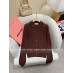 miumiu 25SS Spring/Summer Collection 🤎 Maillard Color Scheme - Openwork Jacquard Cotton Knit Cardigan w/ Letter Logo - Image 4