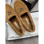 Chanel 2025 Fall/Winter Collection 🍂 "Relaxed Autumn Vibes" - Imported Suede Logo Shearling Loafers (Multiple Colors) - Image 4
