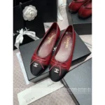 Chanel 2025P Early Spring Collection 🖤 Classic Color-Block Ballet Flats - Round Toe w/ Crystal Butterfly Logo & Full-Grain Leather - Image 10