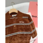 miumiu 2025 Spring/Summer Collection 🐻 Maillard Tone Polo Tee - American Retro Hot Girl Style w/ Notch Collar & Striped Jacquard Logo - Image 12