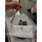 Louis Vuitton 2025SS Spring/Summer Collection 🔍 Women's Embroidered Pocket Short Shirt - Cropped White Blouse - Image 2