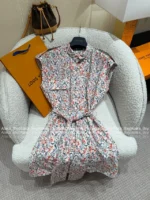 Louis Vuitton 2025SS Spring/Summer Collection 🌷 Colorful Clover Print Shirt Dress - Adjustable Belt & Signature Logo - Image 13