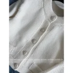 Chanel 2025A Early Spring Collection 🌸 Runway Chunky Knit Cardigan - Cropped Cream Cable Knit w/ Pockets - Image 11