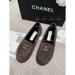 Chanel 2025 Fall/Winter Collection 🍂 "Relaxed Autumn Vibes" - Imported Suede Logo Shearling Loafers (Multiple Colors) - Image 2