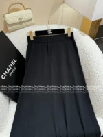 Chanel 25S Early Spring Collection 🔍 Terry Fabric Set - Black & White Color-Block Logo Pocket Vest & Maxi Skirt - Image 4