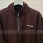 miumiu 2025SS Fall/Winter Collection 🐻 Unisex Zip-Up Fleece Hoodie - Brown Sherpa w/ Letter Logo & Oversized Fit - Image 9