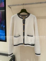 Gucci 2025 Early Spring Collection 🎓 Preppy Color-Block Cardigan - Metallic Button Pocket Logo Round Neck Knit - Image 8