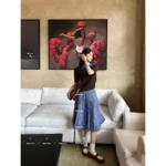 miumiu 2025SS Spring/Summer Collection 🤎 "Good Girl Nerd Core Set" - Maillard Tone Coordinated Knit & Pleated Skirt - Image 4